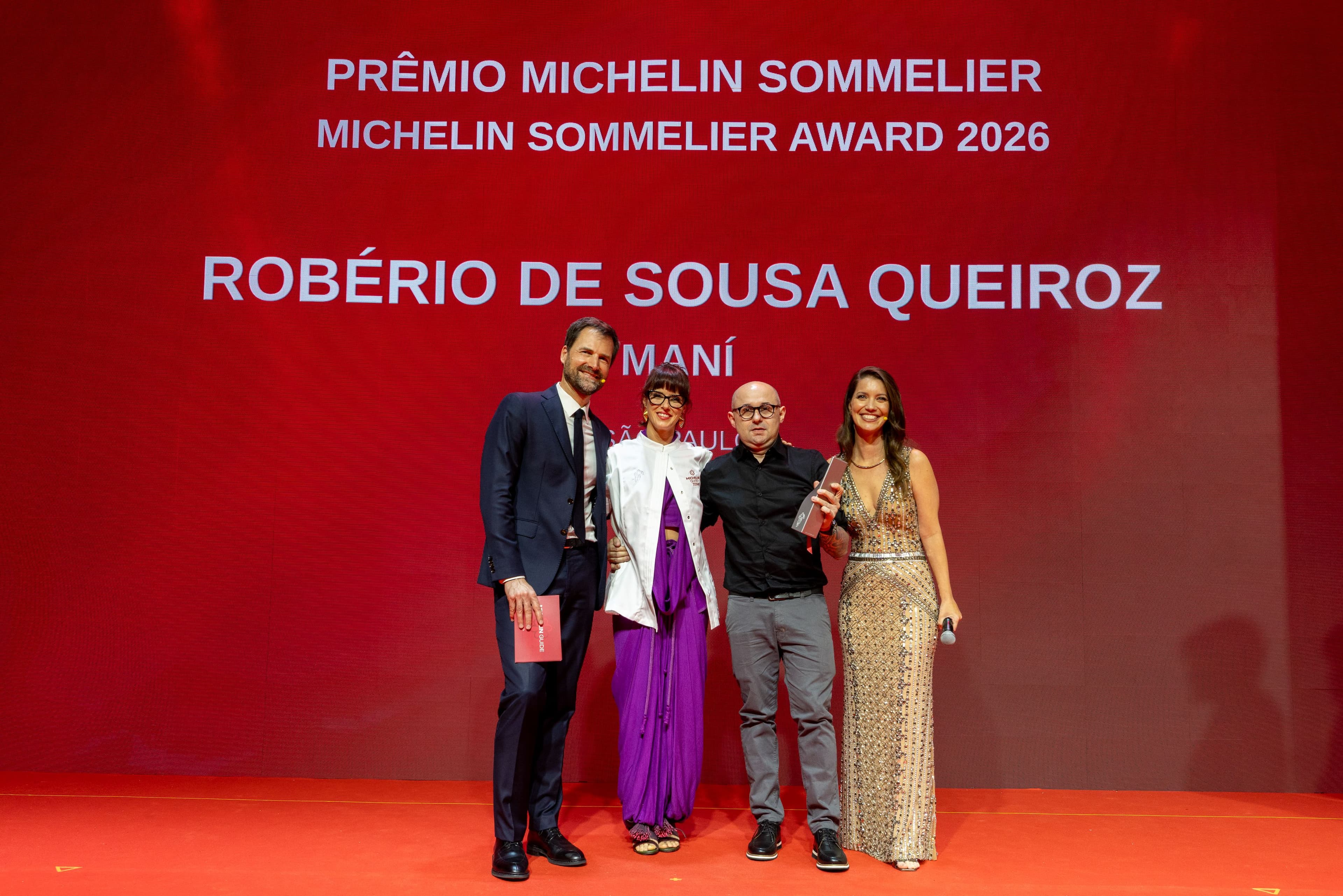 Robério de Sousa Queiroz vence o Michelin Sommelier Award